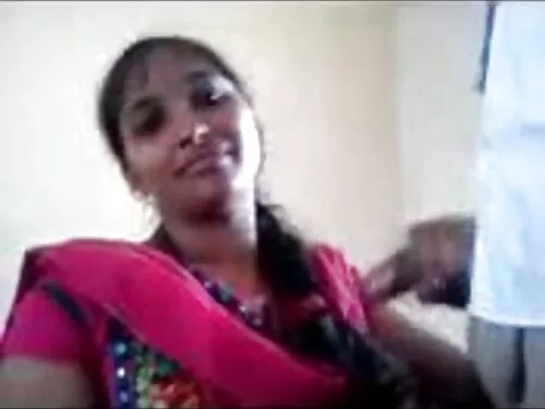 બે સુંદર કિશોર લેસ્બ ...