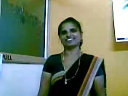 લંપટ ચીંથરેહાલ હસી બ ...